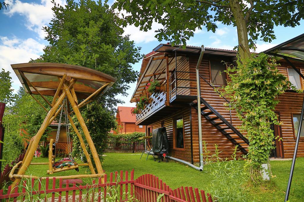 Casa Bunicii Hotel Costesti  ภายนอก รูปภาพ